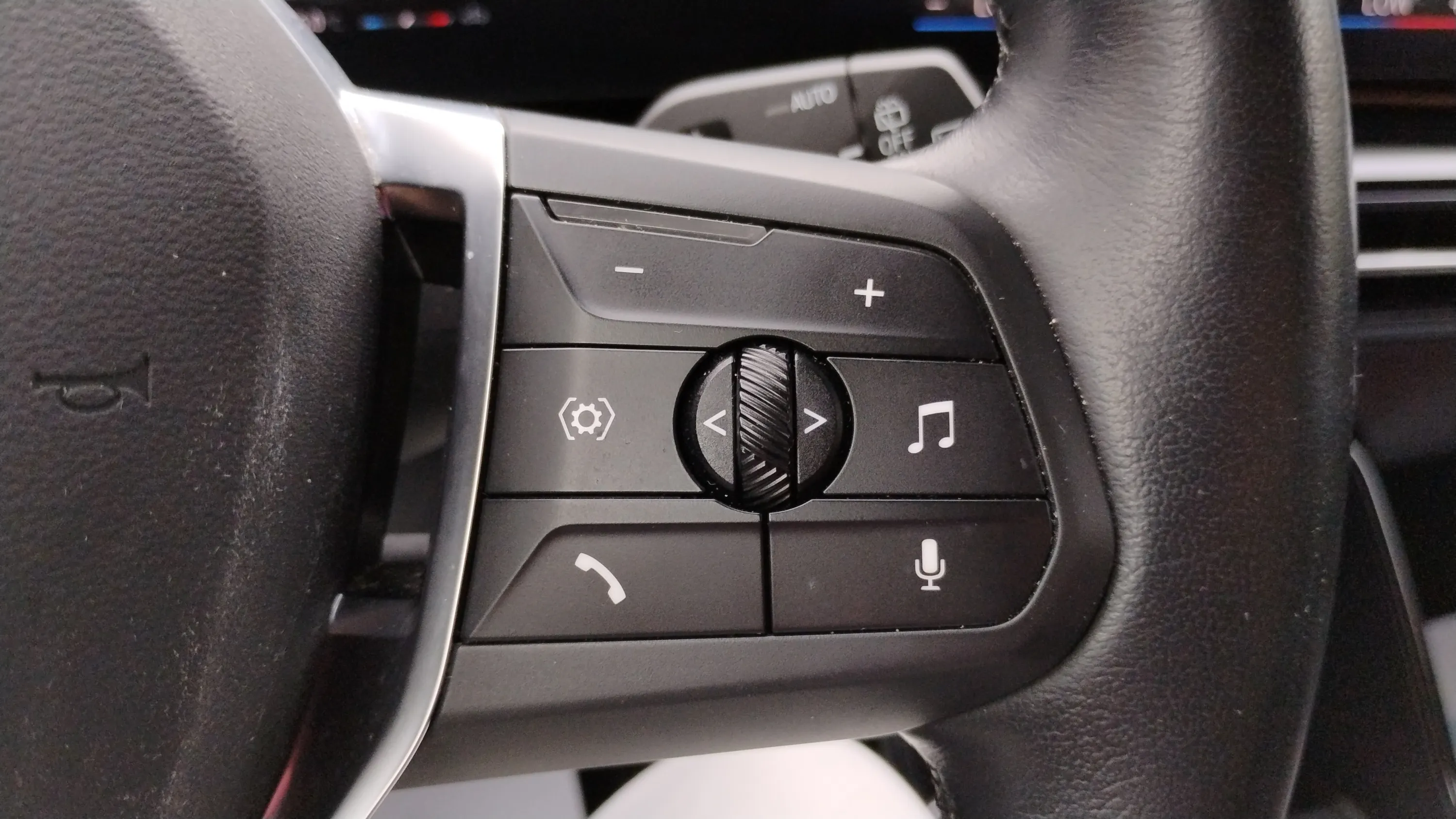 BMW X1 sDrive18d - foto 18