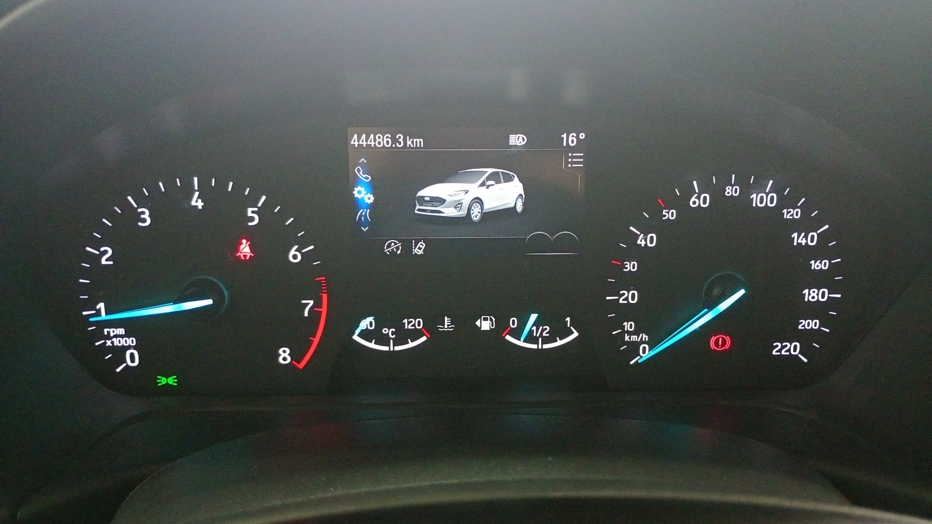 Ford Fiesta 1.0 EcoBoost MHEV Trend - foto 13