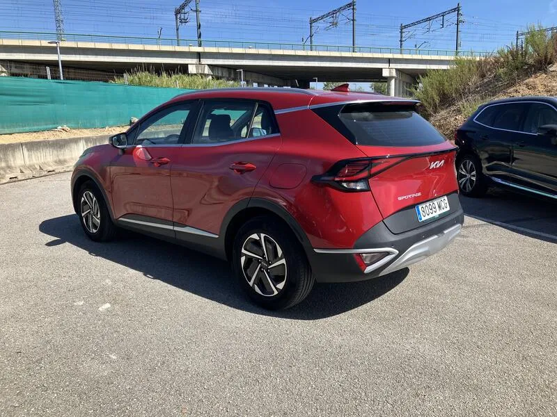 Kia Sportage 1.6 T-GDi Drive 4x2 - foto 4