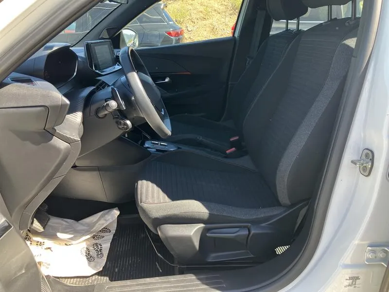 Peugeot 2008 Active Pack BlueHDi 130 - foto 13