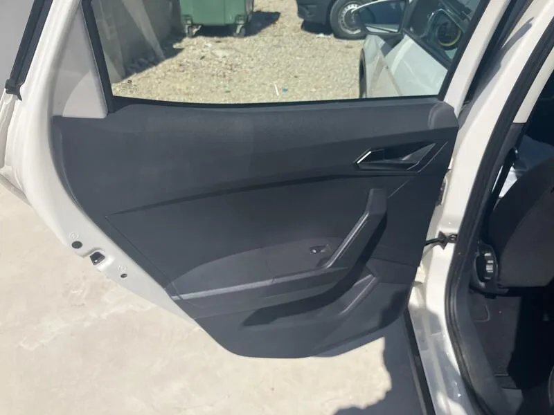 SEAT Arona 1.0 TSI Style XL - foto 20