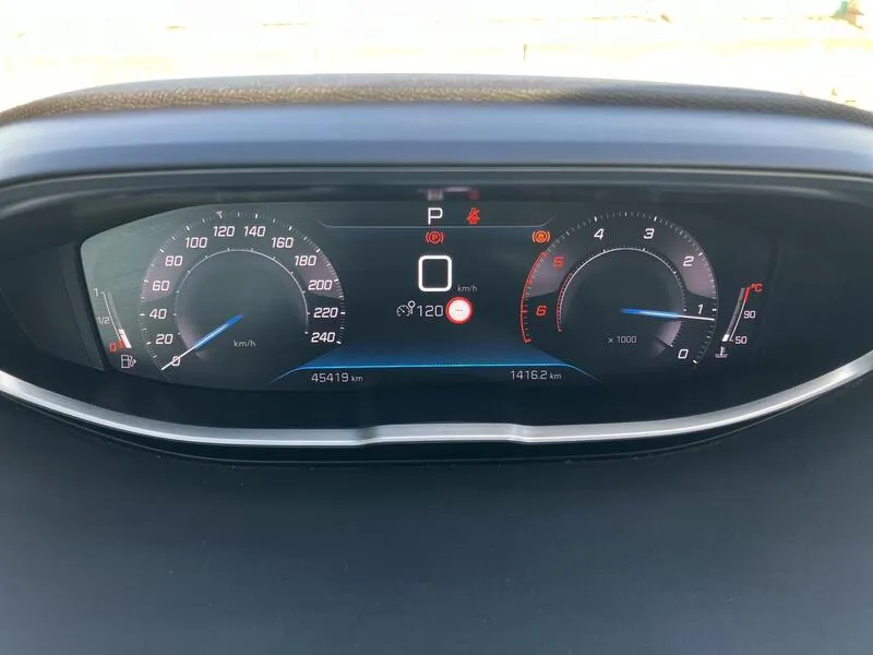 Peugeot 3008 1.5 BlueHDi Active Pack EAT8 - foto 17