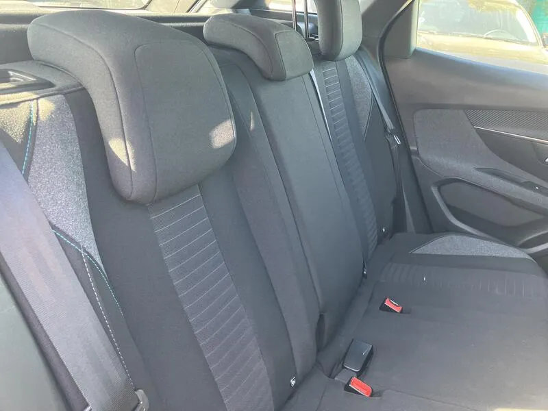 Peugeot 3008 1.5 BlueHDi Active Pack EAT8 - foto 35