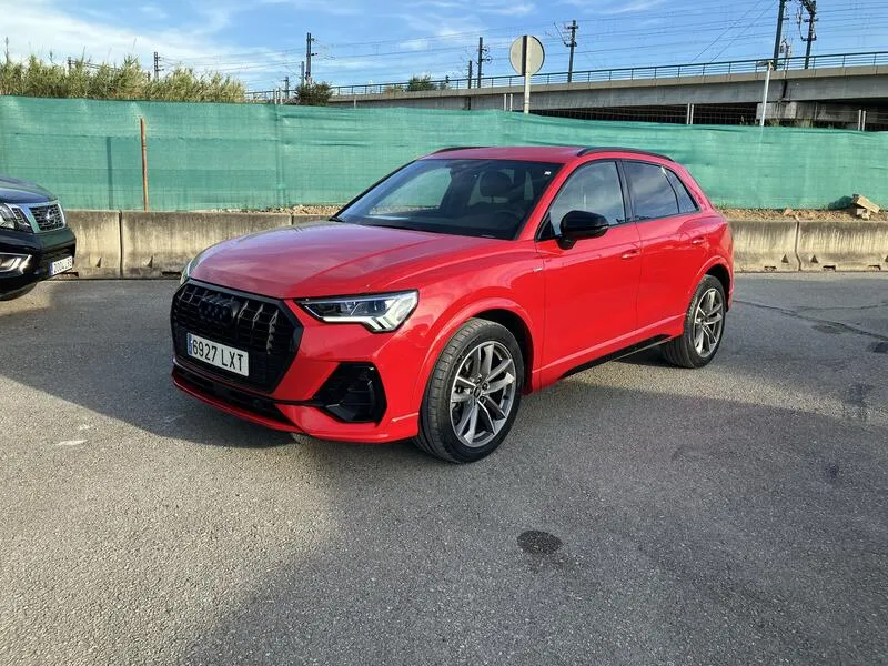 Audi Q3 Black line 35 TDI S tronic