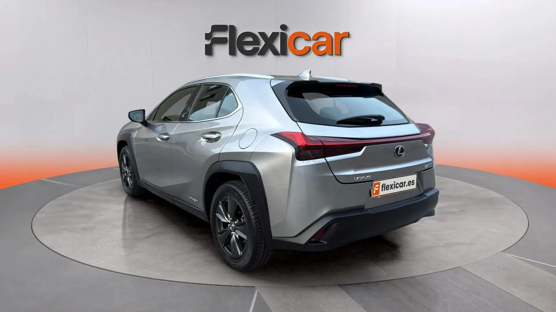 Lexus UX 2.0 250h Business - foto 6