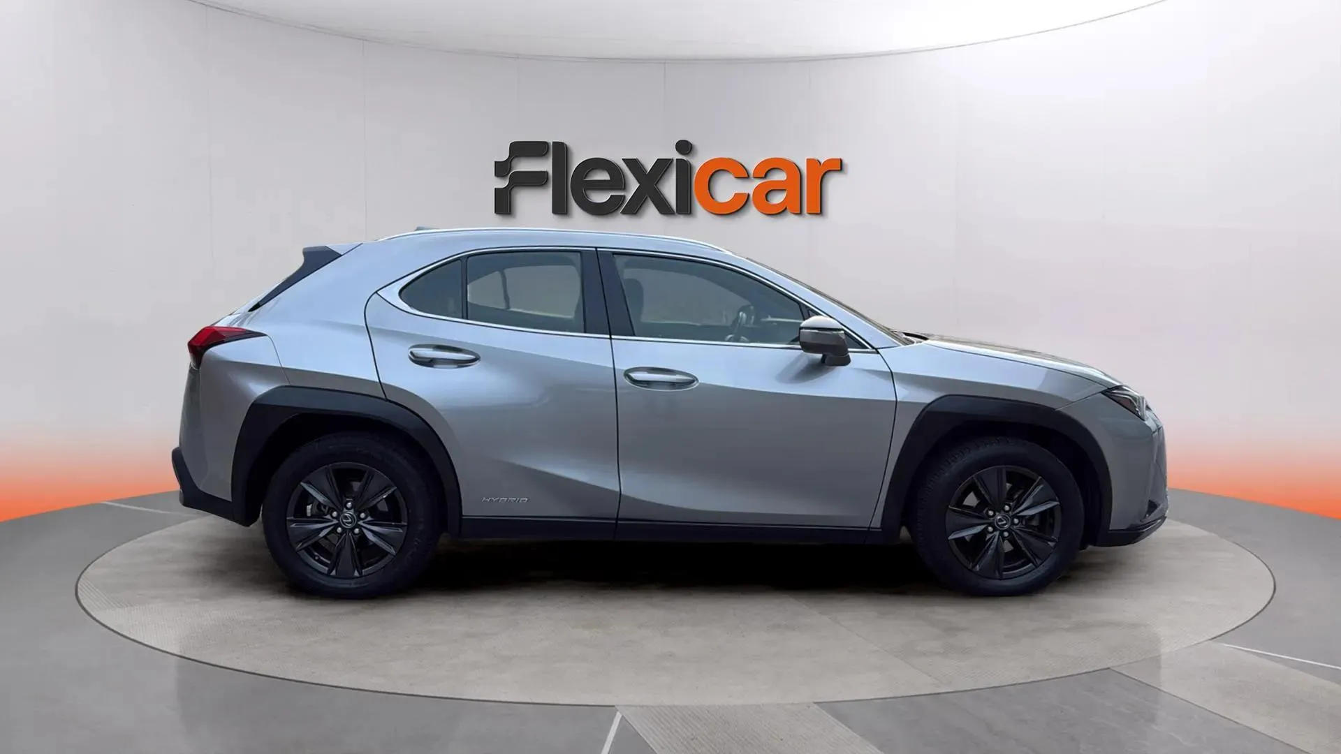 Lexus UX 2.0 250h Business - foto 2