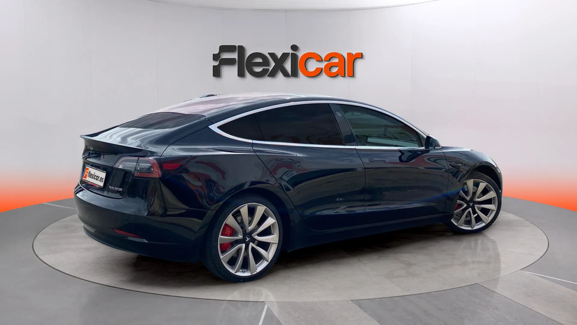 Tesla Model 3 Performance AWD - foto 7