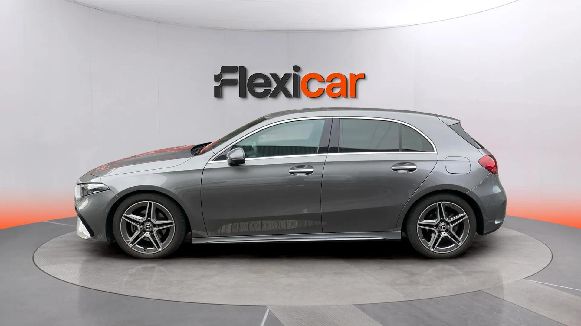 Mercedes-Benz Clase A A 200 d - foto 4