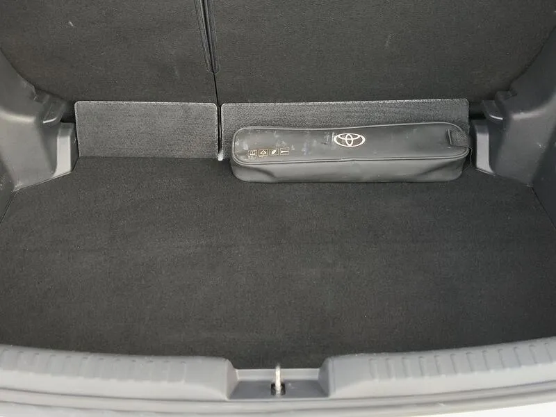 Toyota Yaris 1.5 125 S-Edition - foto 29