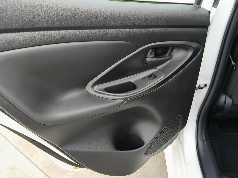 Toyota Yaris 1.5 125 S-Edition - foto 28