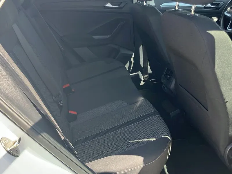 Volkswagen T-Roc Life 2.0 TDI - foto 31