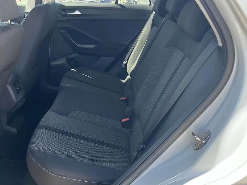 Volkswagen T-Roc Life 2.0 TDI - foto 17