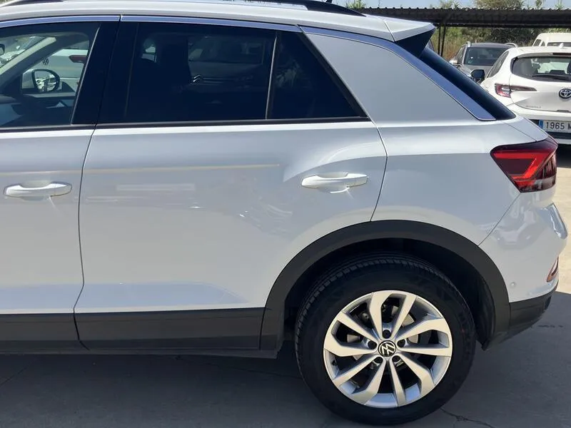 Volkswagen T-Roc Life 2.0 TDI - foto 21