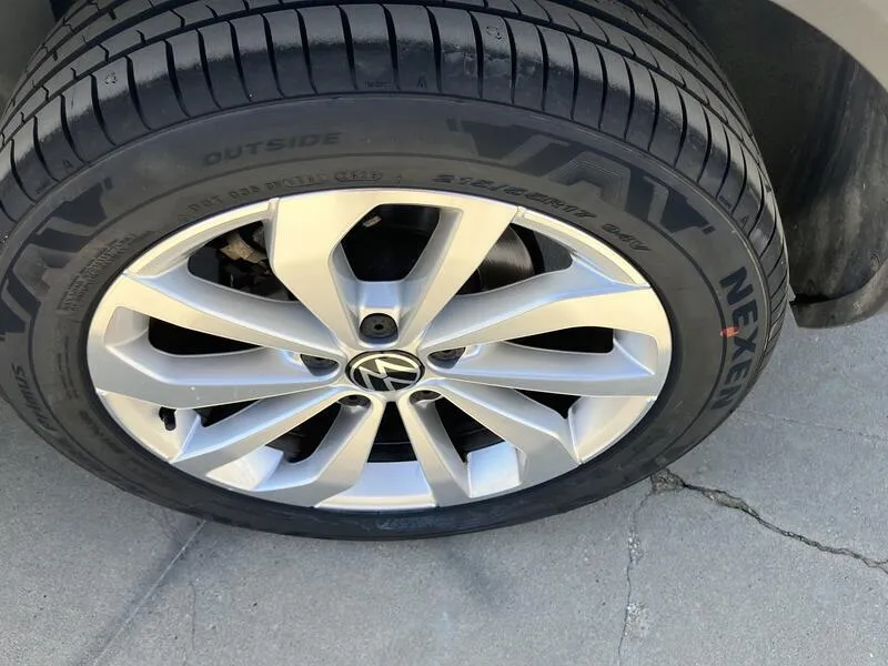 Volkswagen T-Roc Life 2.0 TDI - foto 22