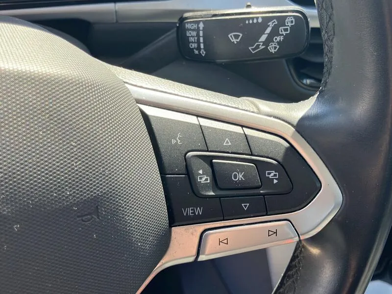 Volkswagen T-Roc Life 2.0 TDI - foto 38