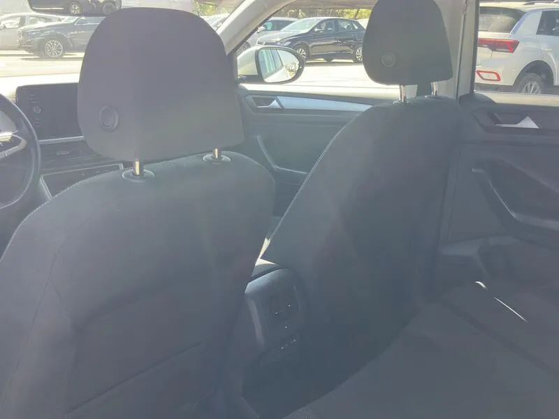 Volkswagen T-Roc Life 2.0 TDI - foto 34