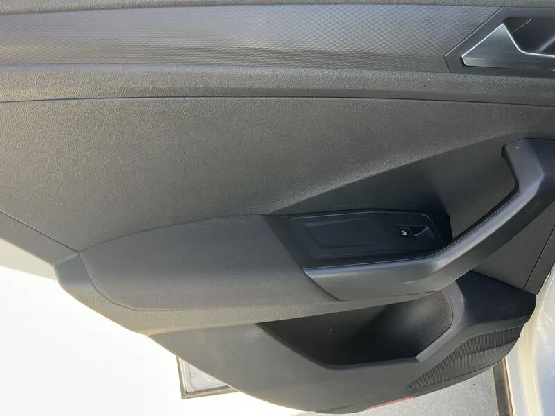 Volkswagen T-Roc Life 2.0 TDI - foto 35