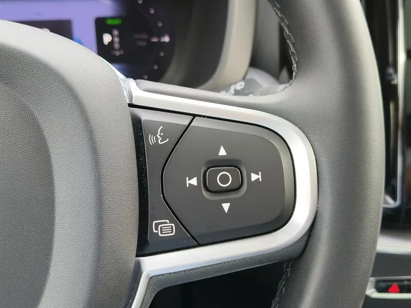 Volvo XC60 2.0 T6 AWD Recharge Inscription Exp - foto 24