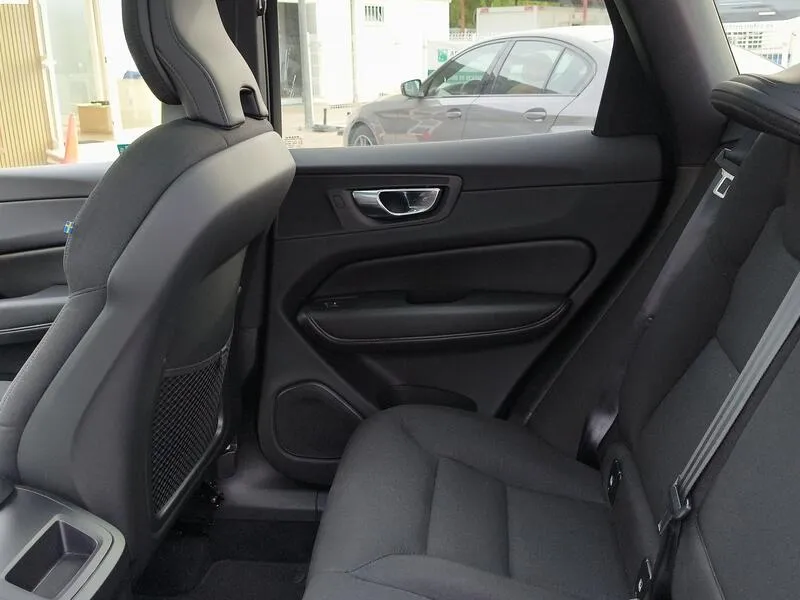 Volvo XC60 2.0 T6 AWD Recharge Inscription Exp - foto 34