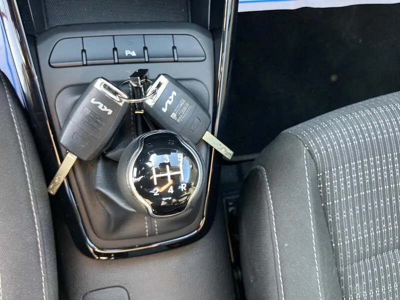 Kia Stonic 1.2 DPi Drive - foto 16