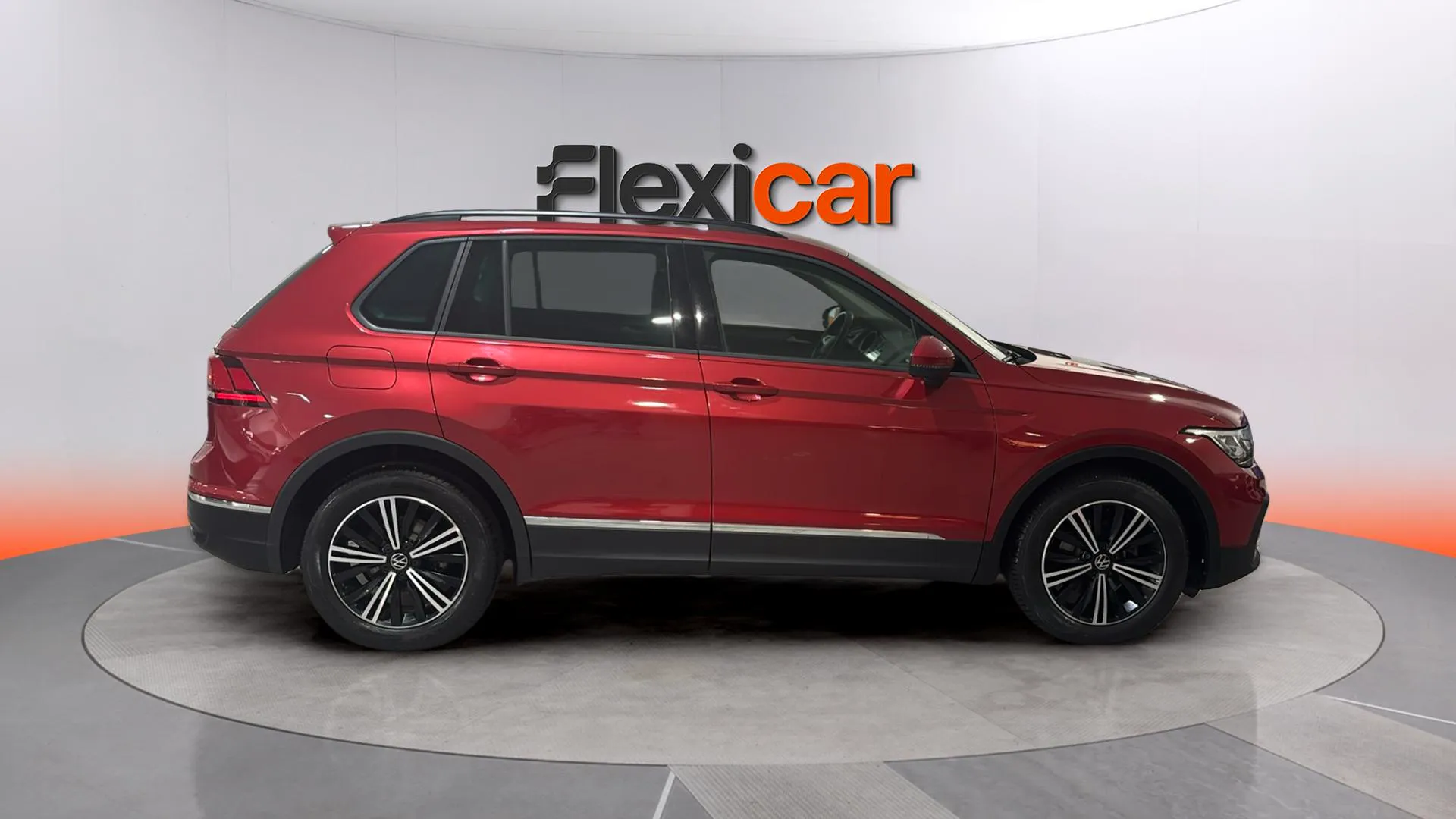 Volkswagen Tiguan Life 2.0 TDI DSG - foto 8