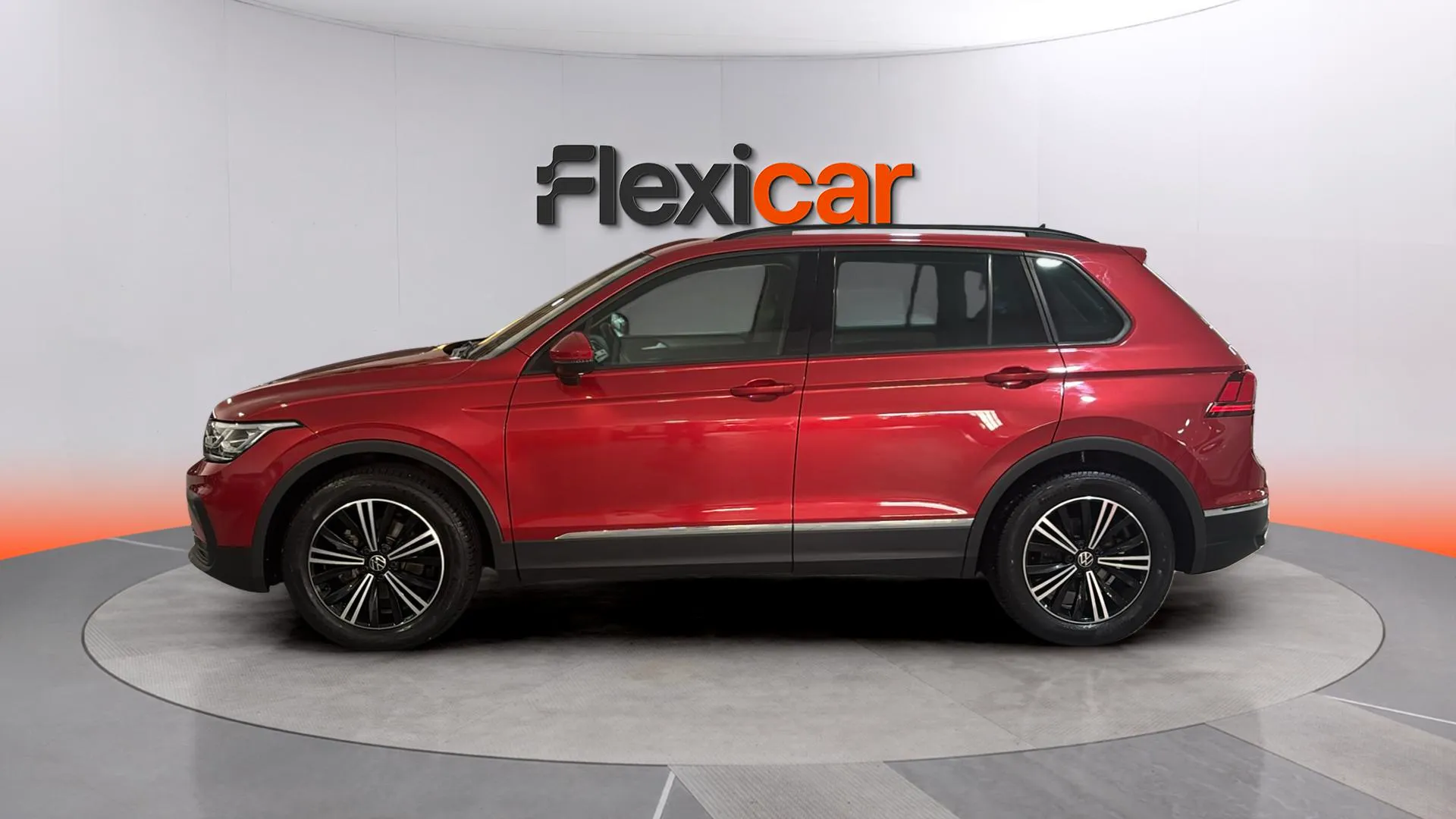 Volkswagen Tiguan Life 2.0 TDI DSG - foto 4