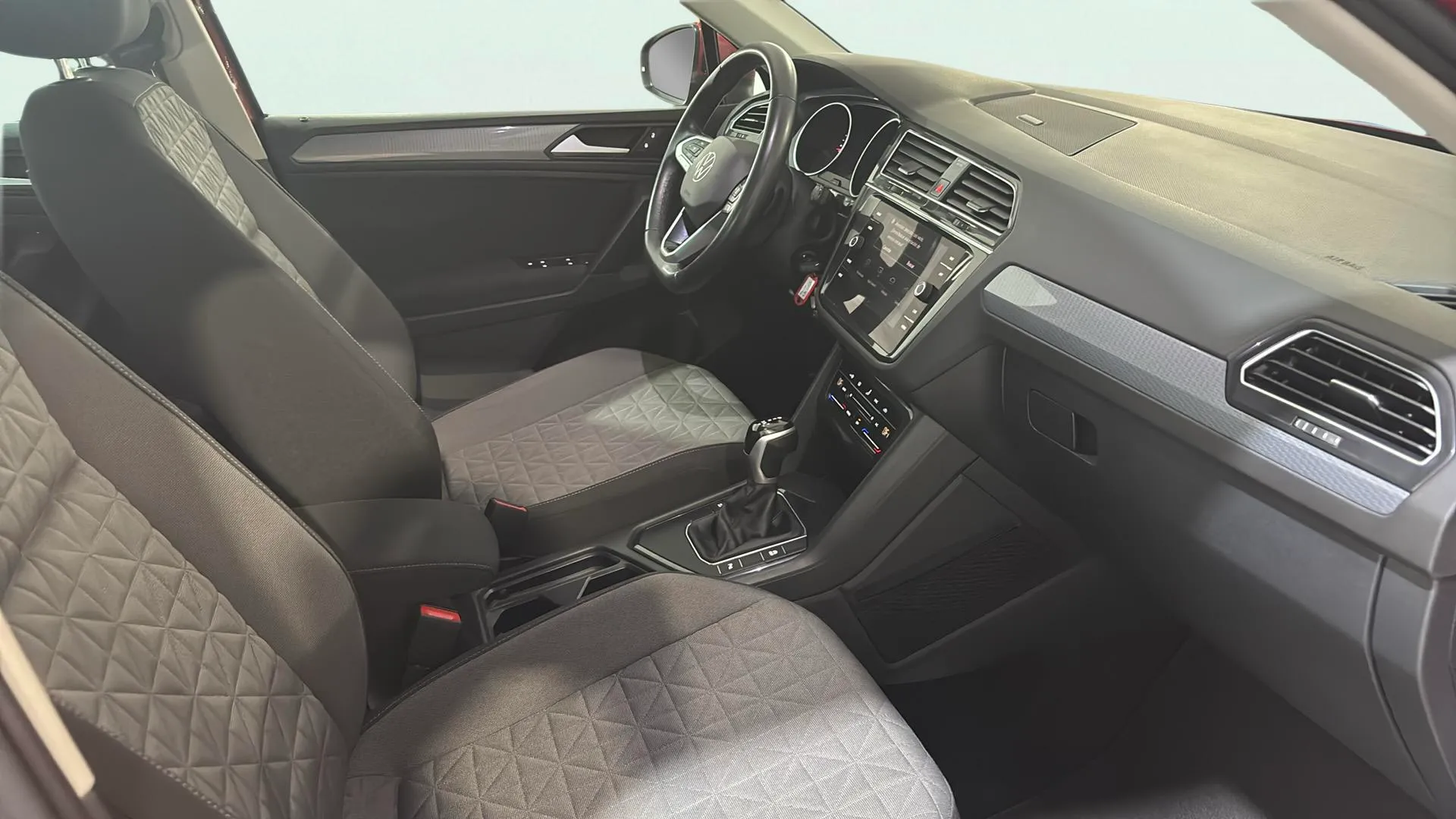 Volkswagen Tiguan Life 2.0 TDI DSG - foto 14