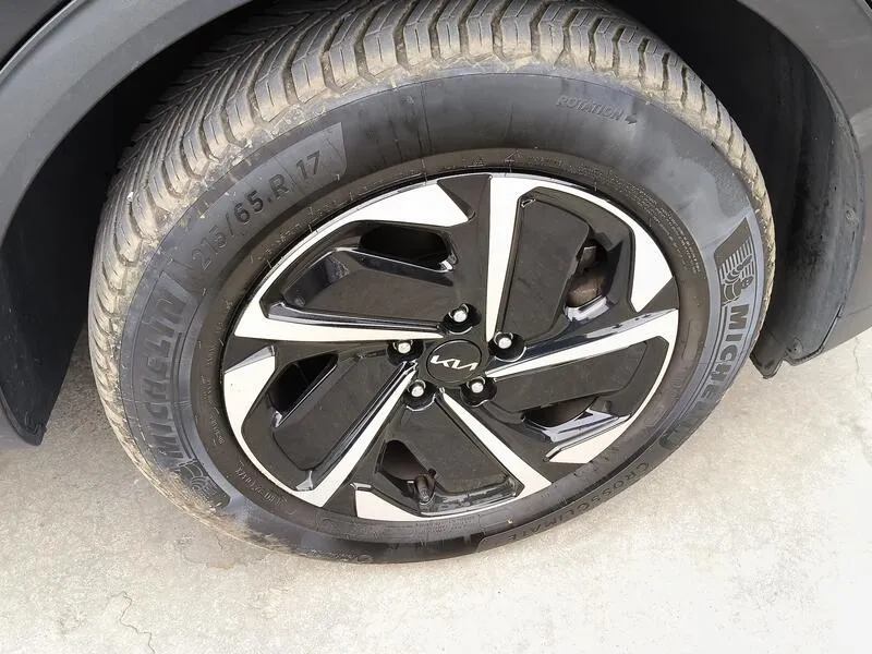 Kia Sportage 1.6 T-GDi HEV Drive - foto 38