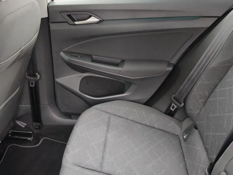 Volkswagen Golf Life 2.0 TDI DSG - foto 31