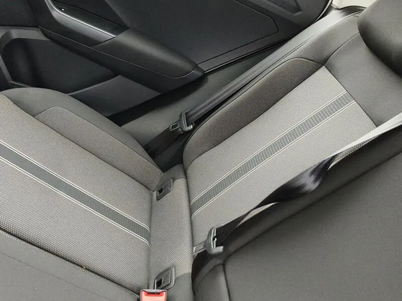 Volkswagen T-Roc Advance 2.0 TDI - foto 33