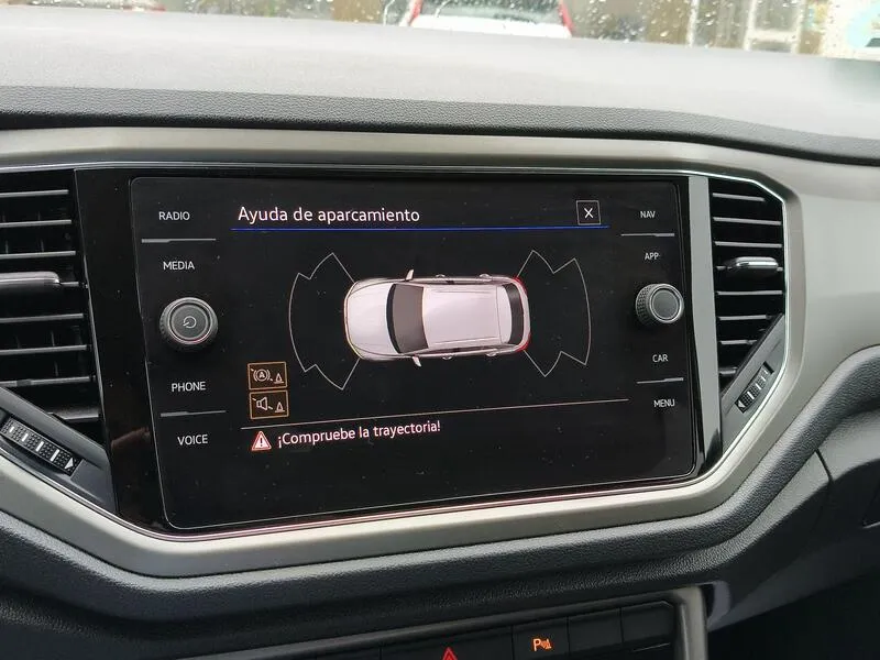 Volkswagen T-Roc Advance 2.0 TDI - foto 20