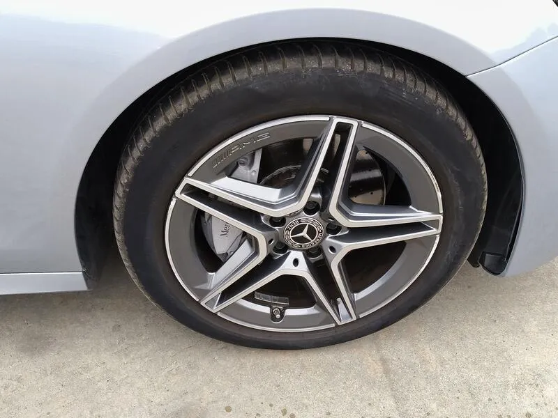 Mercedes-Benz Clase E 220d - foto 37