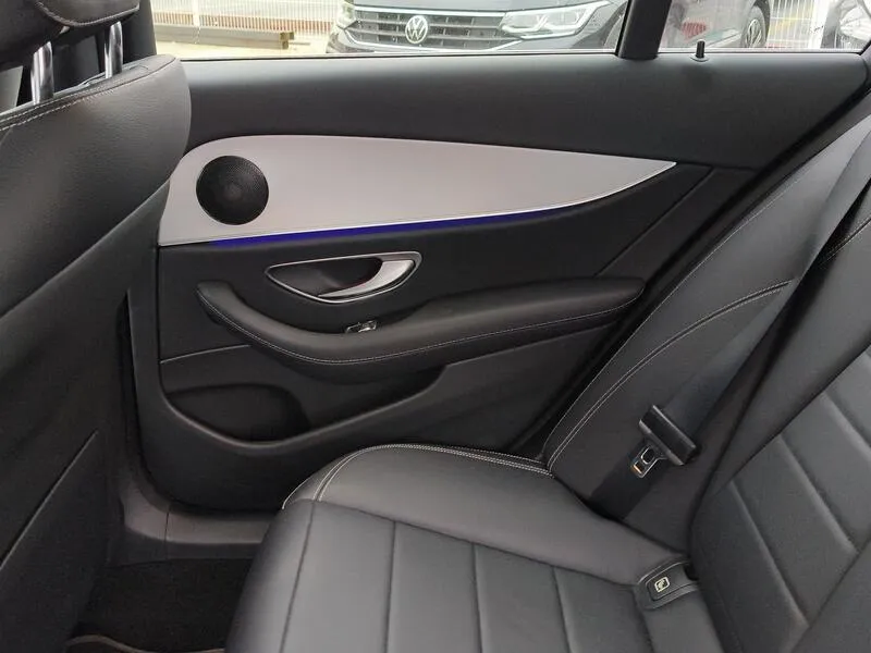 Mercedes-Benz Clase E 220d - foto 29