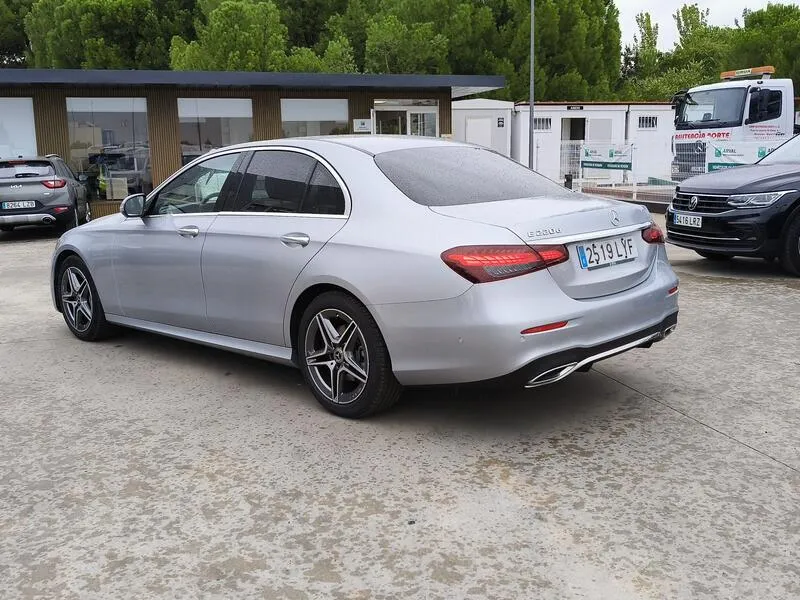 Mercedes-Benz Clase E 220d - foto 4