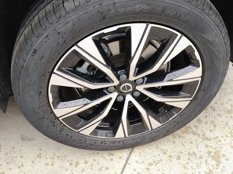 Volvo XC60 2.0 B4 D Plus Dark - foto 47