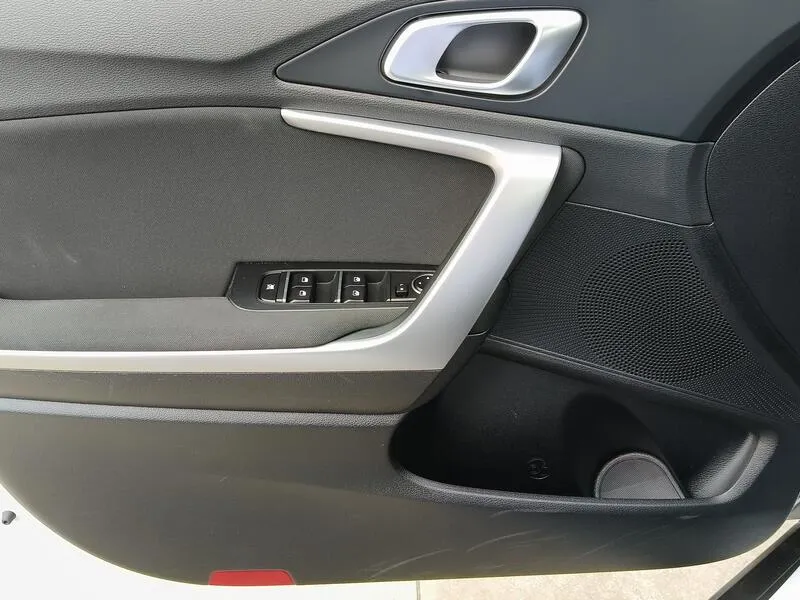 Kia XCeed 1.0 T-GDi Drive - foto 28