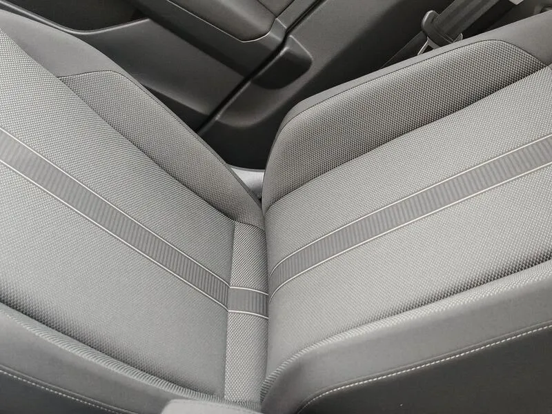 Volkswagen T-Roc Life 2.0 TDI - foto 22
