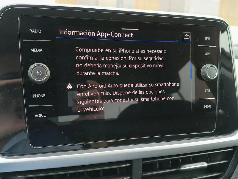 Volkswagen T-Roc Life 2.0 TDI - foto 19