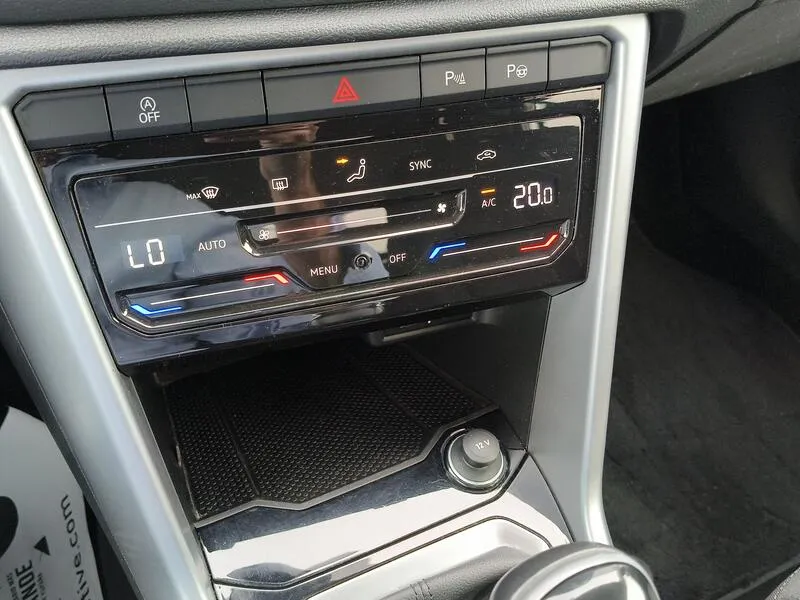Volkswagen T-Roc Life 2.0 TDI - foto 12