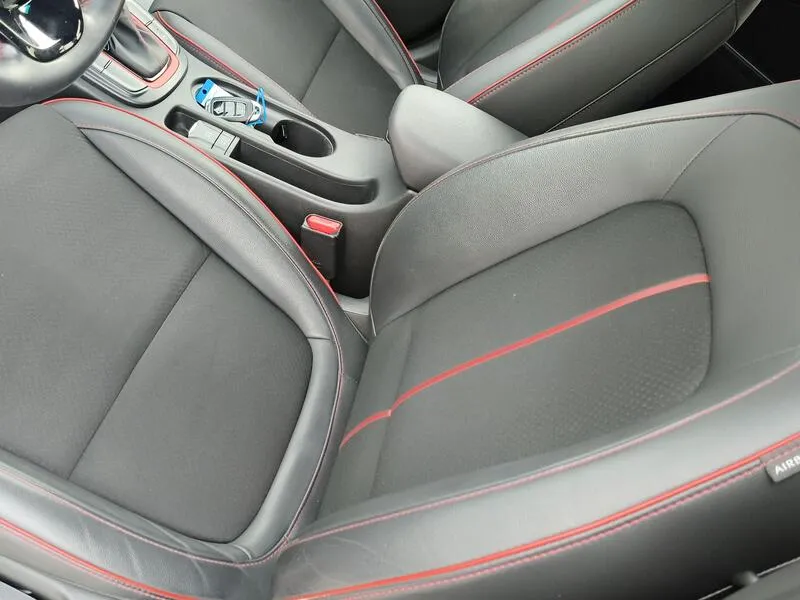 Hyundai Kona 1.6 GDI HEV Tecno Red - foto 31