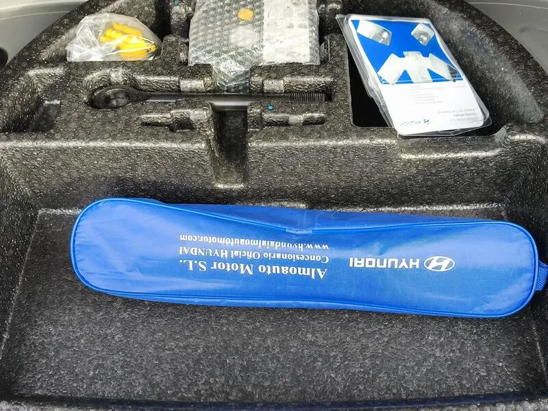 Hyundai Kona 1.6 GDI HEV Tecno Red - foto 37
