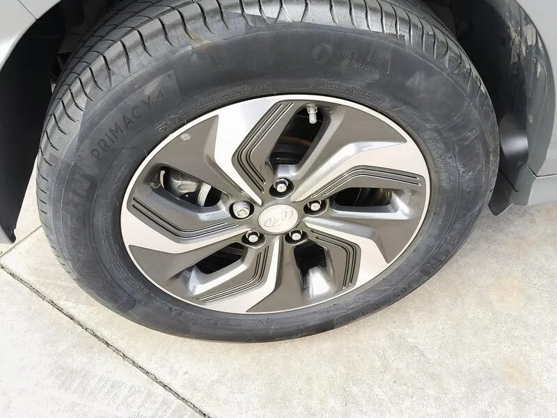 Hyundai Kona 1.6 GDI HEV Tecno Red - foto 40
