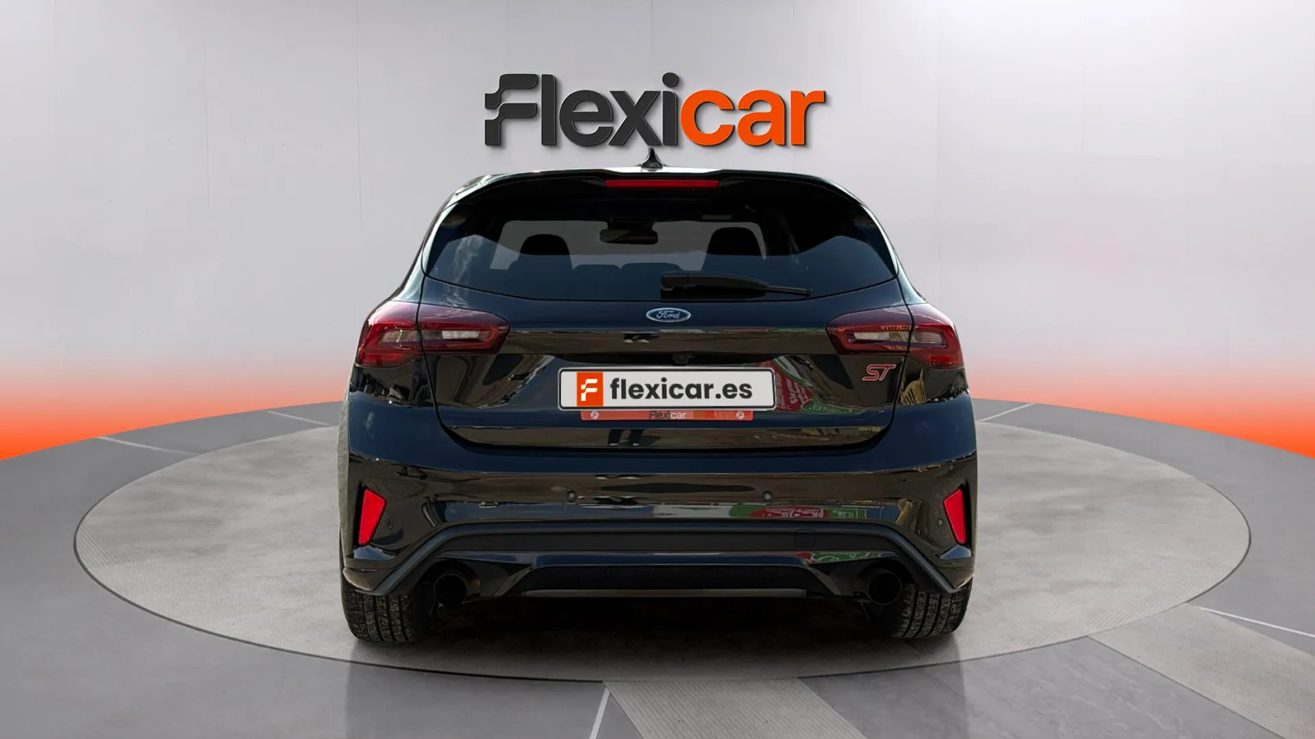 Ford Focus ST 2.3 EcoBoost - foto 6