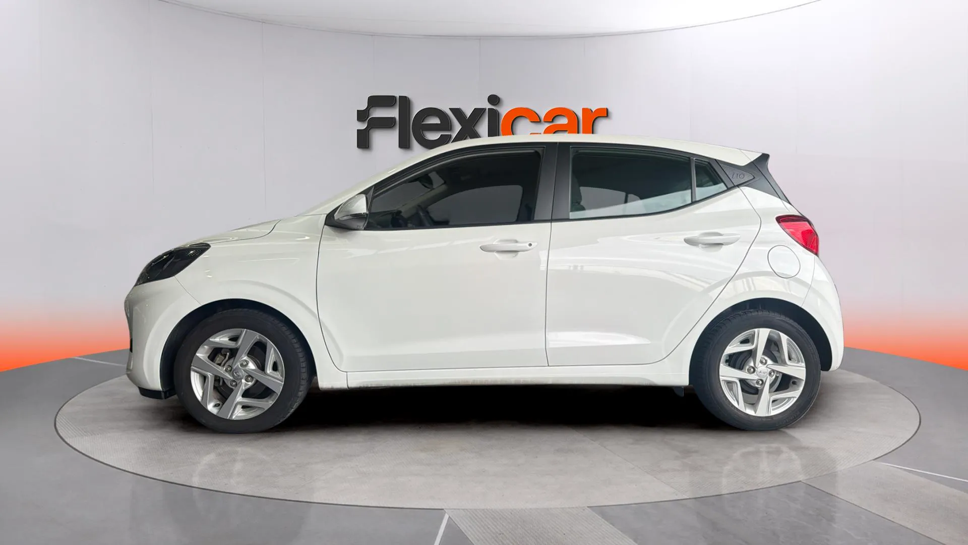 Hyundai i10 1.0 Klass - foto 3