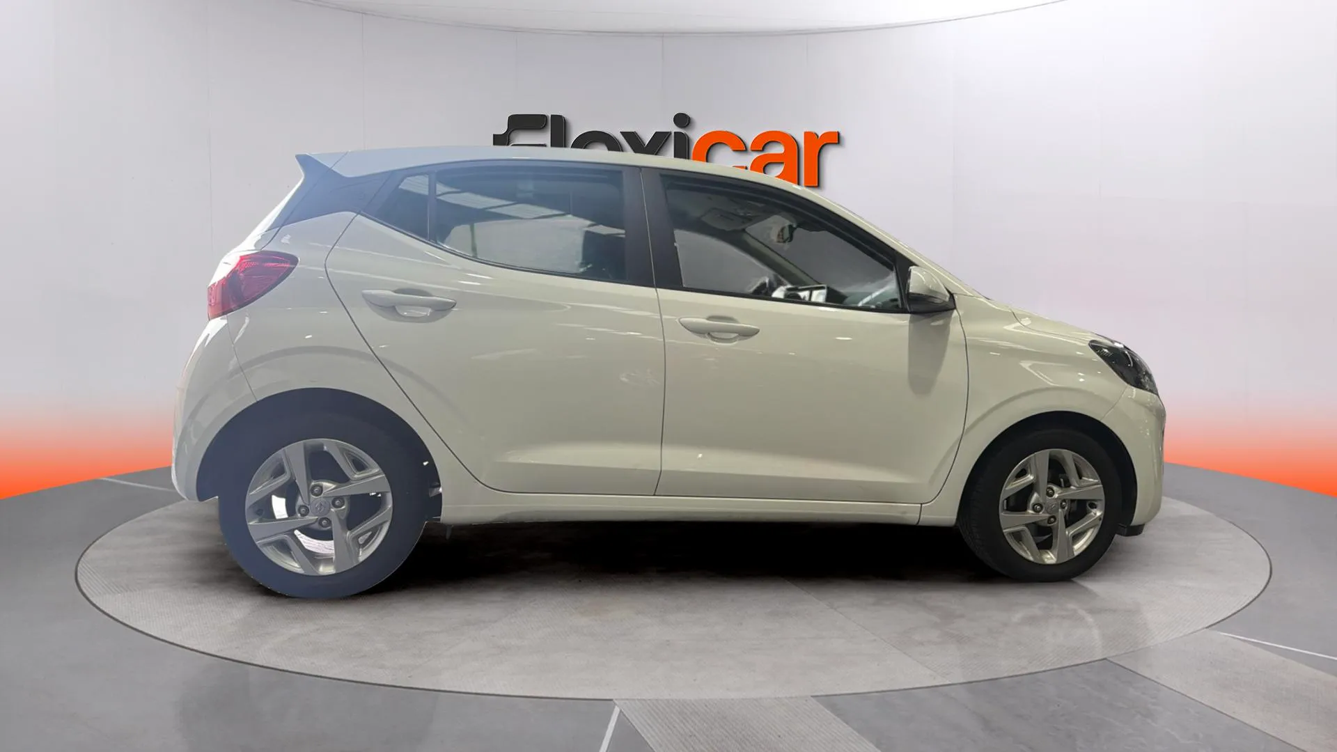 Hyundai i10 1.0 Klass - foto 7