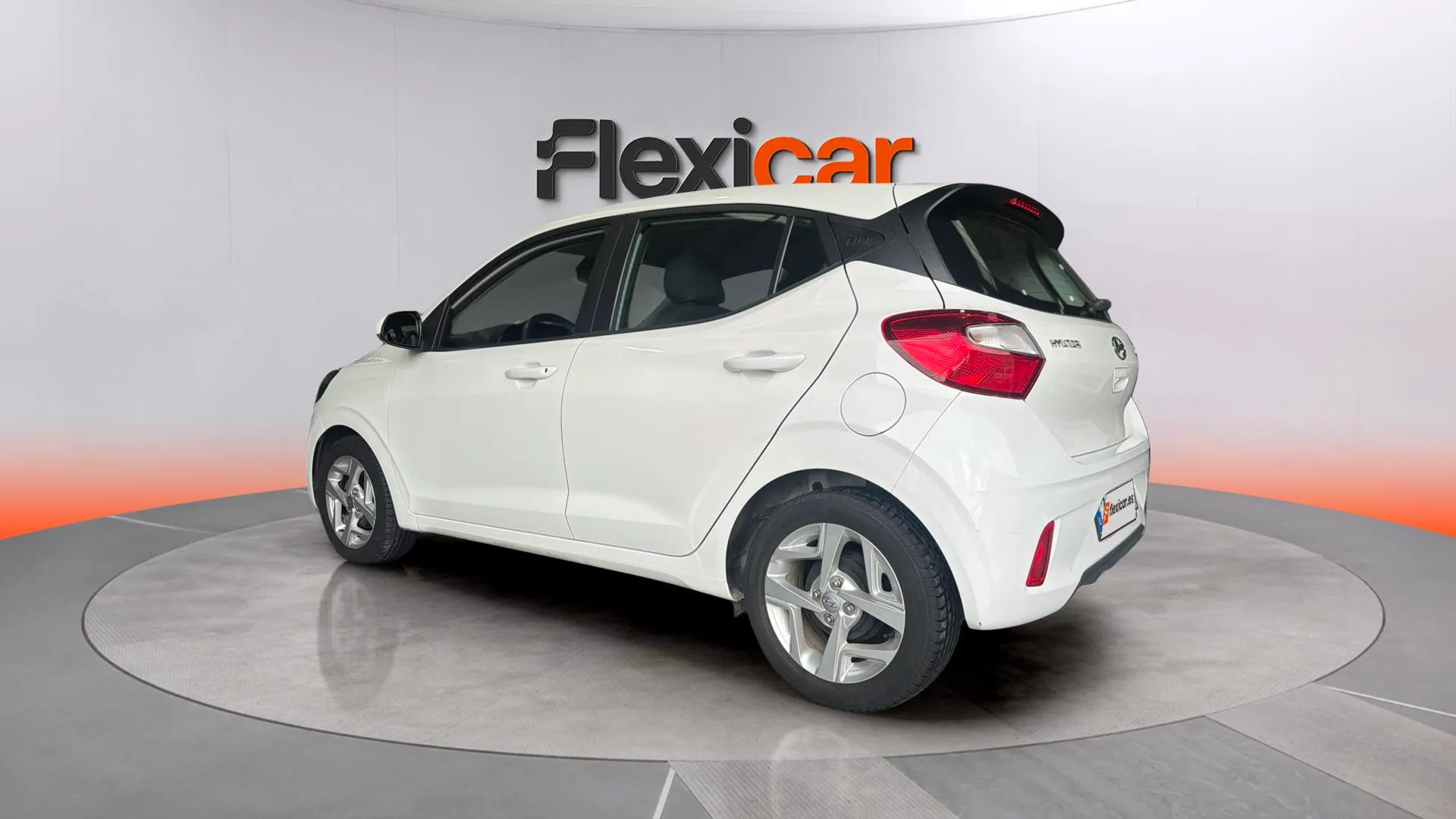 Hyundai i10 1.0 Klass - foto 4