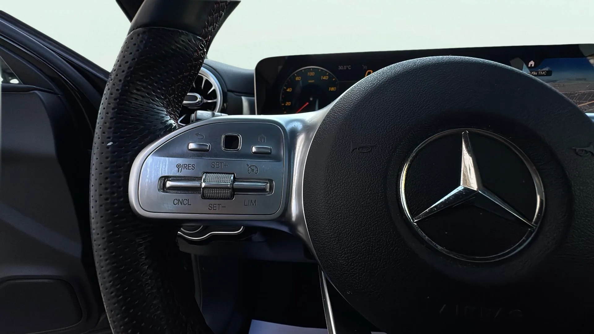Mercedes-Benz Clase A Sedán A 180 d - foto 13