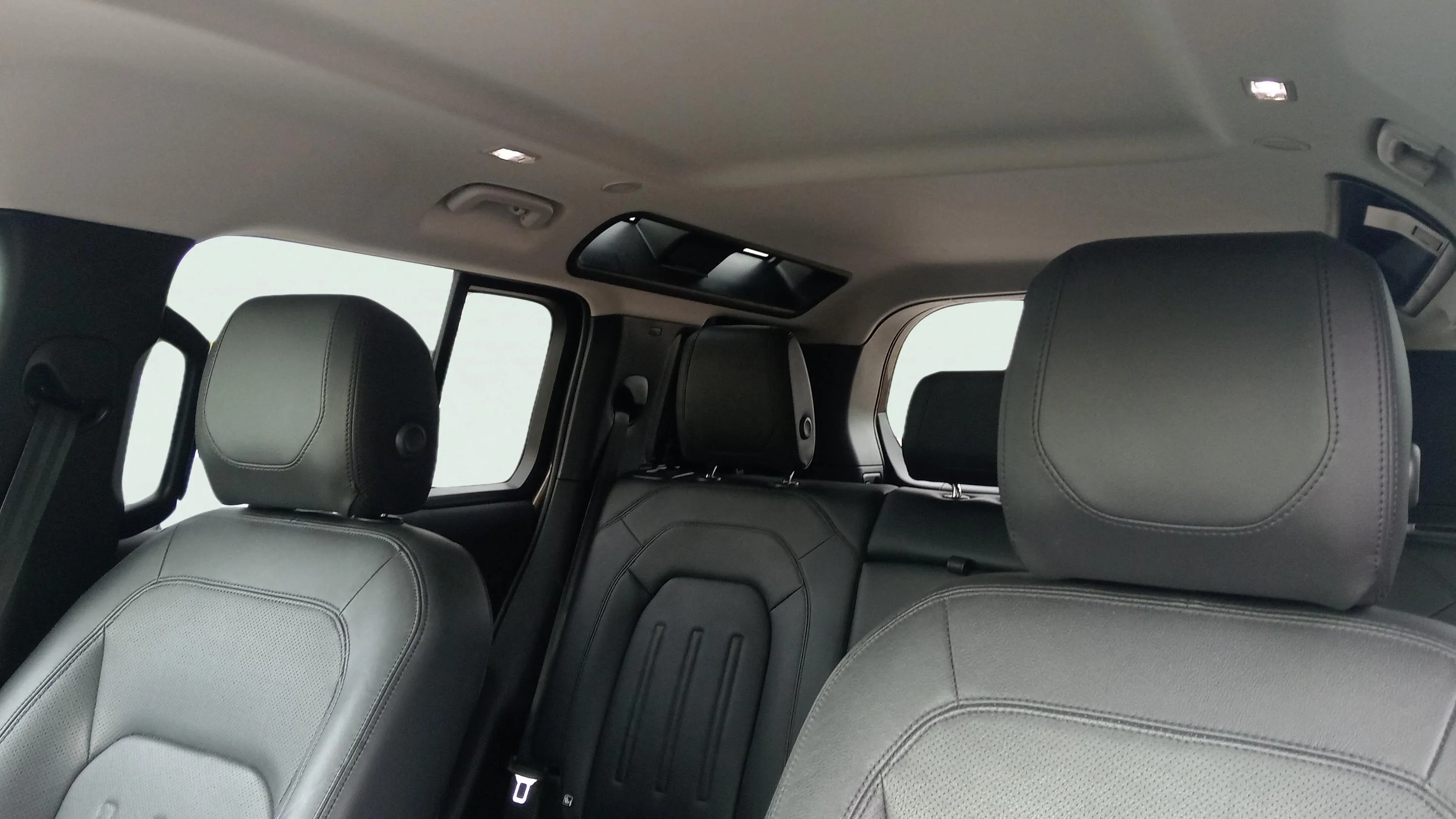 Land Rover Defender 2.0 P404E 110 4WD PHEV - foto 25