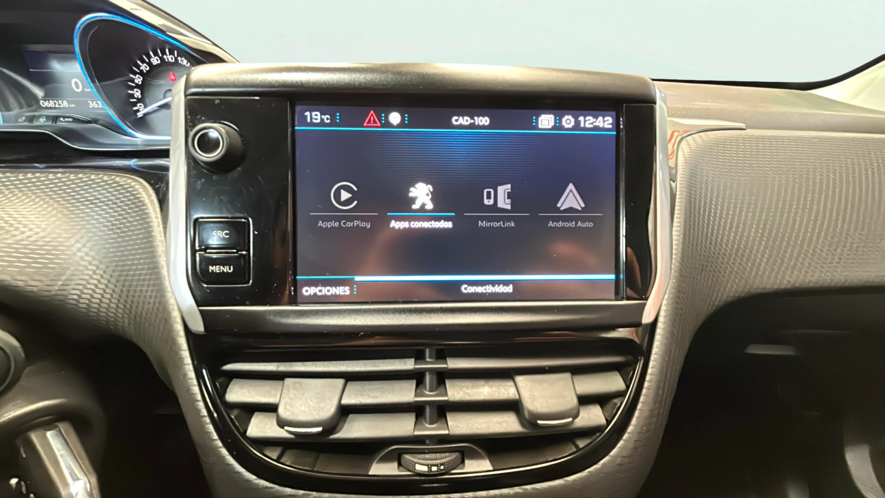 Peugeot 2008 Allure 1.2 PureTech - foto 23
