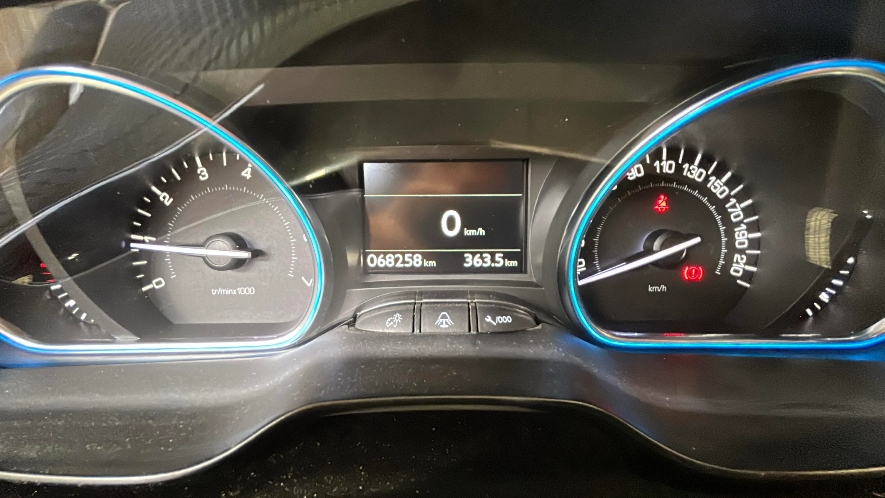Peugeot 2008 Allure 1.2 PureTech - foto 12